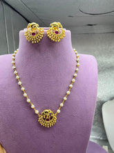 Peral Set with micro plated elephant