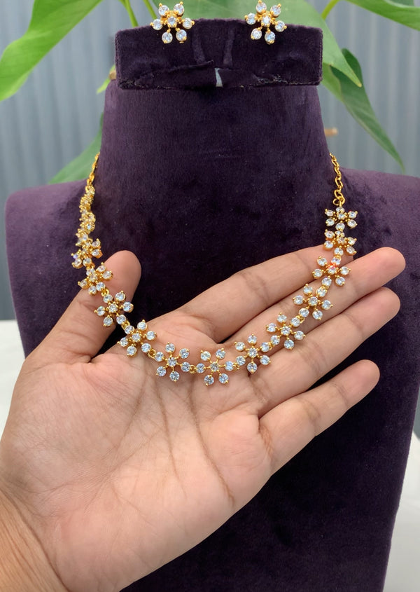 Necklace Diamond Flower