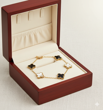 Black and white flower Bracelet